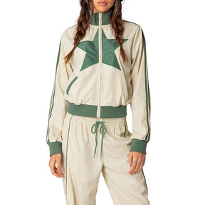 Ensemble de survêtement sport 2 pièces pour femme en tissu peigné, style streetwear personnalisé, coupe courte, motif géométrique, respirant, imperméable et coupe-vent - Product Image 3