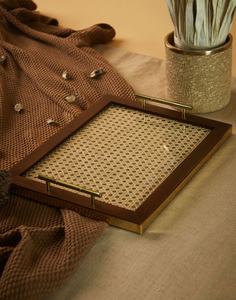 Plateau de service rond en bois d'acacia avec poignées pour servir les aliments, brun, avec taille personnalisable, en provenance d'Inde - Product Image 4