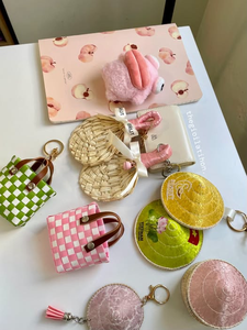 พวงกุญแจทำมือจากใบปาล์มธรรมชาติ สไตล์โบฮีเมียน รับทำโลโก้ ของขวัญต้อนรับสำหรับแขกโรงแรมรีสอร์ท ของที่ระลึกวันหยุดพักผ่อนริมชายหาด - Product Image 6