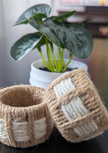 Anillos de Servilleta de Macramé de Yute Hechos a Mano |   Decoración de Mesa Estilo Boho - Product Image 2