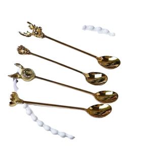 Cuchara de Servir de Estilo Antiguo, Cubertería Decorativa de Metal Hecha a Mano, para Uso en Hoteles, Restaurantes y Decoración del Hogar - Product Image 1