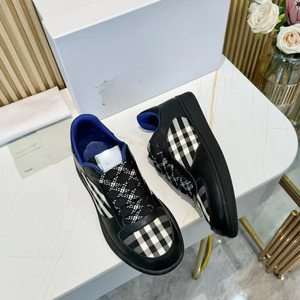 Zapatillas deportivas de diseño para hombre, de malla, con cordones, estilo lujoso, transpirables, impermeables, antideslizantes, con efecto de aumento de altura - Product Image 4