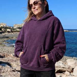 Proveedor de sudaderas con capucha de tejido grueso y lavado ácido para marcas de ropa con logotipos personalizados, pesos de tela personalizados, etiquetas privadas y bajo MOQ - Product Image 4