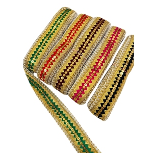 Encaje de algodón bordado de calidad premium hecho con hilos de algodón suaves y duraderos. - Product Image 1