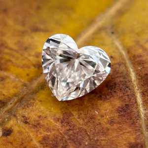 Diamant CVD de laboratoire taille cœur fantaisie, clarté VVS, certifié IGI, 2,00-5,00 carats, couleur D, pour la fabrication de bijoux (bague et boucles d'oreilles) - Product Image 3