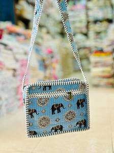 Bolso Tote Acolchado de Algodón con Estampado Floral, Bolso de Hombro con Cierre de Cremallera, Plegable, para Viajes y Compras - Product Image 3