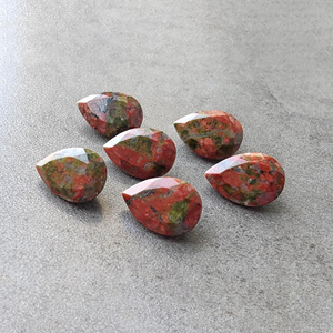 Piedra Preciosa de Jade Nefrita Natural Verde, Corte Facetado en Forma de Pera, Calibrada, Calidad AAA+, Disponible en Todos los Tamaños - Product Image 6