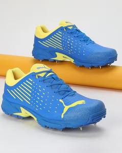 Zapatos de Cricket para Hombre de Alta Calidad para Interiores con Plantilla de Goma Deportiva Original, Botas Accesorias para Uso Durante Todo el Año - Product Image 1