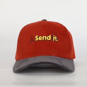 Gorras Snapback Unisex de Pana de 5 Paneles con Logotipo Rojo Personalizado de Alta Calidad, Ajustables, Deportivas, Casuales, para Uso en Exteriores, con Logotipo en Múltiples Posiciones, Bajo Perfil - Product Image 2