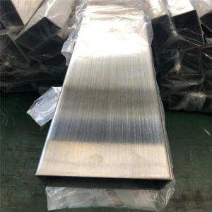 Tube rectangulaire en acier inoxydable durable pour la construction, l'industrie, les applications structurelles et la fabrication - Product Image 1
