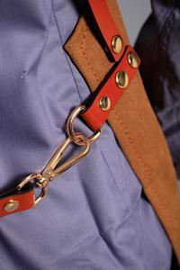 Tablier professionnel en cuir et toile durable avec fermeture éclair, réglable, à porter en bandoulière, pour chef, charpentier, atelier, outils et équipement LCA-0090 - Product Image 2