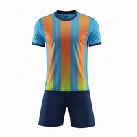 Maillot de football à manches courtes avec logo personnalisé, matière premium, tissu extensible respirant pour les sports et l'entraînement en extérieur et en intérieur