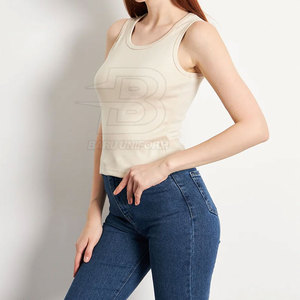 Débardeur femme pas cher, best-seller, design et taille personnalisés, pour le fitness. - Product Image 4