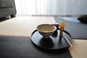 (10% de DESCUENTO) Tapete de Tatami Desinfectable de Color Estándar de 820*820*15 mm, Diseño Minimalista para Dormitorio, Sala de Estar, Comedor, Habitación de Invitados - Product Image 4