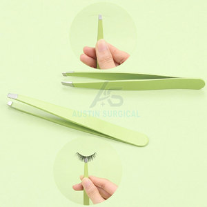 Pince à épiler de luxe en acier inoxydable à prise confortable, outil de précision pour le modelage des sourcils, pour l'entretien du visage et les soins personnels - Product Image 5