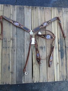 Ensemble d'Équipement Équestre en Cuir DD Western Fait Main de Haute Qualité, Couleurs Assorties, Tailles Personnalisées, Comprend une Têteuse et un Collier de Poitrine - Product Image 2