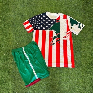 Conjunto de Camiseta y Pantalones Cortos de Fútbol Personalizables para Hombre, Nombre y Número Personalizados, Patrón de Diamantes Blanco y Negro, Uniforme de Fútbol - Product Image 5