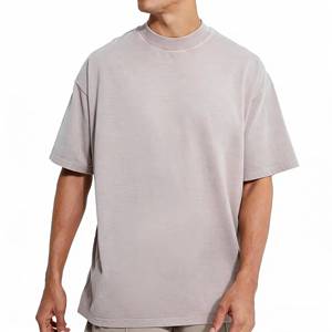 เสื้อยืดโอเวอร์ไซส์ OEM 240 กรัม ผ้าคอตตอนเนื้อหนา พิมพ์โลโก้ได้ตามสั่ง ไซส์ใหญ่พิเศษ แขนสั้น สำหรับผู้ชาย - Product Image 1