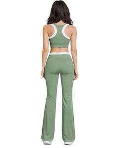 Conjunto Deportivo Personalizado para Mujer en Verde Salvia y Blanco con Contraste, Bra Deportivo y Pantalones Acampanados de Cintura Alta, Elásticos, para Yoga, Fitness y Gimnasio, Venta al Por Mayor OEM - Product Image 2