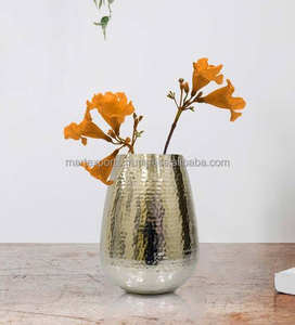 Vase à fleurs artisanal en fer rustique de luxe, couleur personnalisée, placage or, décoration de table, décoration de mariage, prix de gros - Product Image 6