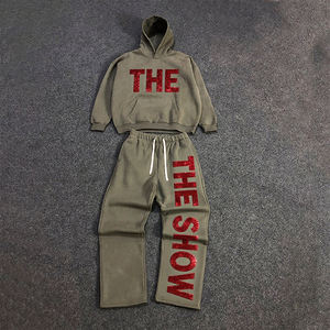 Ensemble de survêtement en molleton premium 400 GSM pour l'automne |   Survêtement de créateur avec logo personnalisé en strass |   Fabricant en gros - Product Image 3