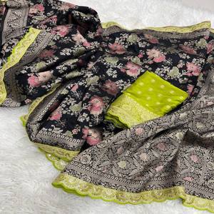 فاسترا كوتاج ساري حرير دولا نقي مع تطريز ميناكاري زاري وتطريز بالخيوط والترتر وبلوزة بلون مغاير - Product Image 2