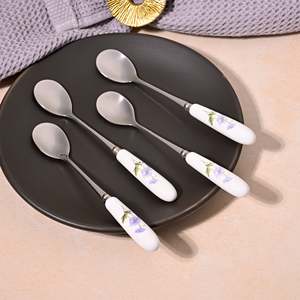 Juego de 4 Cucharas de Postre de Cerámica Sky Daisy, Herramientas para Disfrutar de Delicias Dulces - Product Image 5