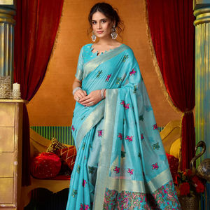 Traje de Saree de Diseño de Lujo con Hilo y Lentejuelas Intrincados y Adornos de Moti para Mujer, Uso Diario o para Fiestas, para Exportación - Product Image 1