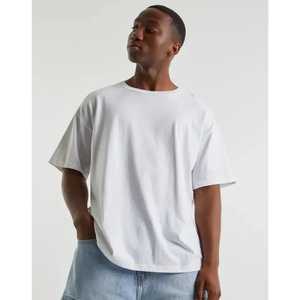 Camiseta de Algodón Marrón Oversize para Hombre, Manga Corta, Cuello Redondo, Casual, Color Sólido, Tejido Jersey, Teñido Liso - Product Image 3