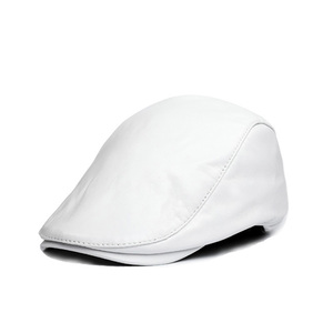 Gorra Plana Transpirable de Lona y Cuero PU Rojo, Ajustable, Unisex, Estilo Europeo, Informal, para Exteriores, para Adultos, para Usar en Primavera y Otoño - Product Image 1