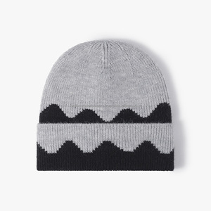 Gorro de Punto Unisex con Rayas Jacquard, Gorro de Invierno para Esquí, Estilo Casual para Adultos, 100% Poliéster, 56-58CM, Patrón de Punto Computarizado - Product Image 6