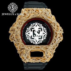 Montre Mossinate Designer avec bracelet en caoutchouc noir et diamants, idéale pour les fêtes, le bureau, les activités de plein air et les cadeaux, disponible à la vente - Product Image 1