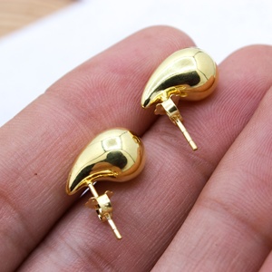 ต่างหูเงินแท้ 925 ชุบทองคำขาวทรงหยดน้ำเม็ดใหญ่ ขายส่ง Memoria Jewels - Product Image 1