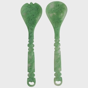 Utensilios para Ensalada Ecológicos de Resina de Jade Verde con Asas en Forma de Corazón, Personalización con Logotipo Grabado, Aptos para Lavavajillas, Microondas y Horno - Product Image 4