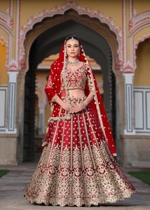 Lehenga Choli Moderno Semisellado con Bordado de Piedras para Bodas, Diwali y Fiestas - Product Image 4