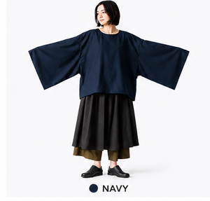 Top Japonés Transpirable con Logo y Mangas Kimono Extra Grandes para Mujer |   Camisa Batwing |   Túnica Holgada de Estilo Minimalista |   Harajuku - Product Image 5