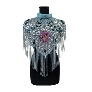 2026 Veste cape de luxe fantaisie brodée motif chevron avec perles, en maille 100% coton, pour femme, mode, vente en gros, export - Product Image 1