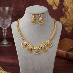 Parure Collier et Boucles d'Oreilles Ajustables Divyoro Classique en Cuivre Plaqué Or, Bijoux Tendance pour Femme, Idéale pour Mariage et Soirée - Product Image 2