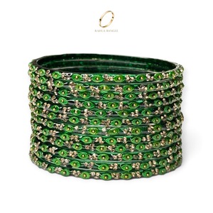 Magnifiques bracelets ethniques indiens pour femmes, en verre vert kashmiri taillé émeraude, plaqués or, tendance, bijoux de mariée traditionnels - Product Image 4