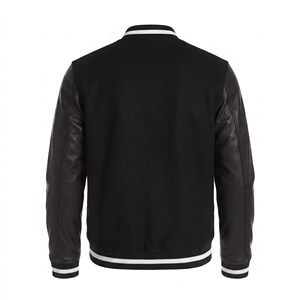 Chaqueta Varsity Negra para Hombre con Mangas de Cuero Vacuno y Logotipo K Bordado en la Parte Delantera, Chaqueta Personalizada al por Mayor - Product Image 3