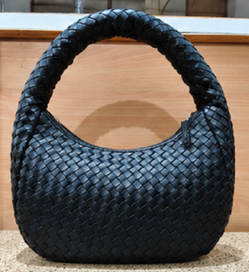 Gravs Women's Woven Hobo Bag Luxury Handmade Genuine Leather Shoulder Bag Trendy Fashion <b>Purse</b> Premium Carry Bag Summer Winter - Product Image 3