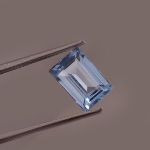 Aigue-marine bleue naturelle taille émeraude facettée 2,00 carats, pierre précieuse lâche certifiée par un tiers pour la fabrication de bijoux de Zubeda Gems - Product Image 3