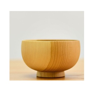 Bol en bois à large ouverture, au design équilibré, construction durable et finition chaleureuse, parfait pour la présentation sur la table. - Product Image 1