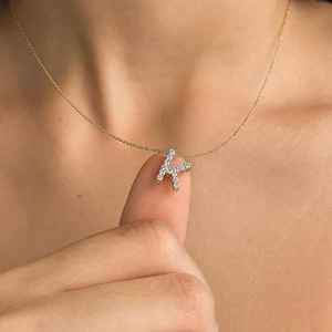Collier Alphabet en Or Jaune 9K Certifié IGI avec Diamant Naturel CVD Taille Brillant 0.6ct VS1 Couleur F Bijoux Fins pour Femme OEM ODM - Product Image 6