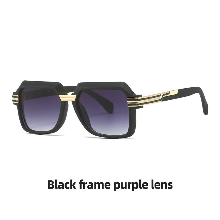 Montura negra, lente morada.