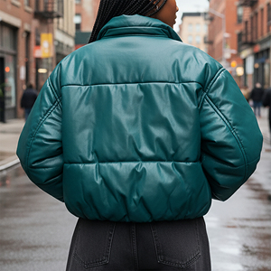 Blouson d'hiver décontracté pour femme, chaud, matelassé, rembourré en duvet, à capuche, en taffetas brillant, à manches bouffantes, hydrofuge, court - Product Image 2
