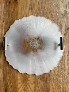 Bandeja de Servir de Resina Blanca Plateada con Diseño de Geoda, Hecha a Mano y Pintada a Mano, Decoración de Lujo para Bodas, Compromisos y Hogar, para Mesa de Centro - Product Image 3