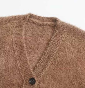 Cárdigan transpirable de corte ajustado con cuello en V para hombre, suéter de punto a rayas estilo universitario con botones, elegante suéter para caballero. - Product Image 6