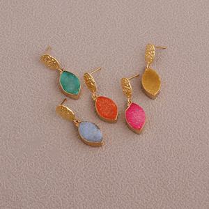 Boucles d'oreilles en forme de marquise en pierre précieuse Druzy rose fait à la main Bijoux de mode en plaqué or texturé avec un design unique de goujons - Product Image 6