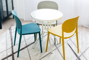 Chaise de jardin résistante aux intempéries avec structure robuste et assise confortable pour terrasse extérieure et aménagement paysager - Product Image 5